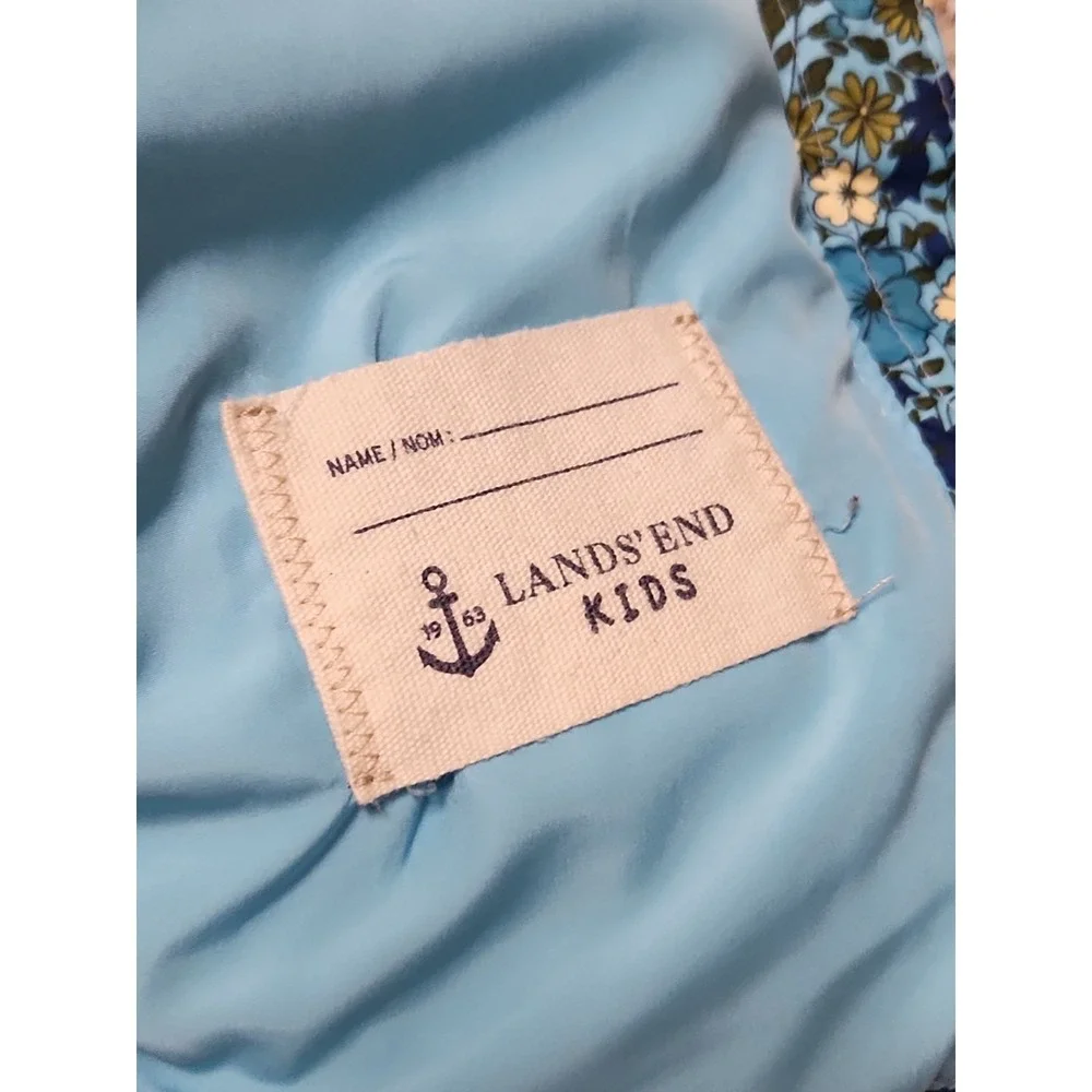 Lands' End Kids Girl's Down Quilted Puffer Vest Small 7-8 Blue Floral Zip Pocket